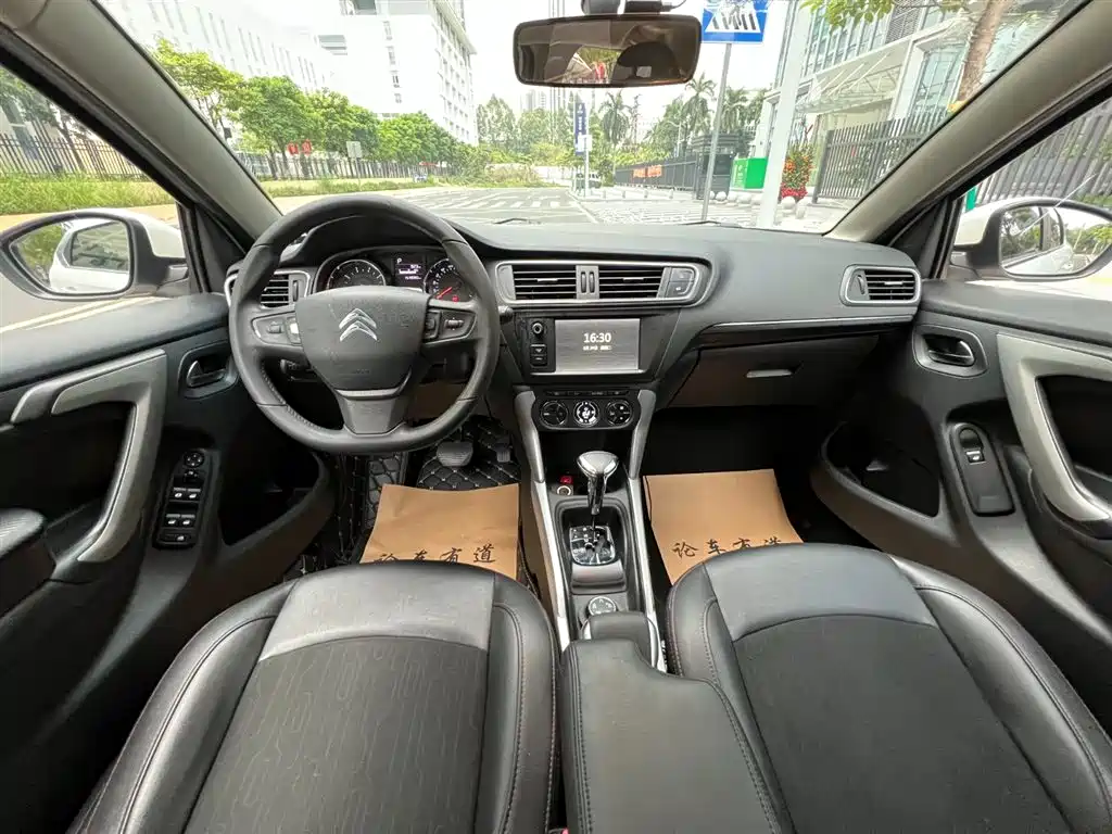Citroën C3-XR 雪铁龙C3-XR 2015款 1.6 THP 自动智能型