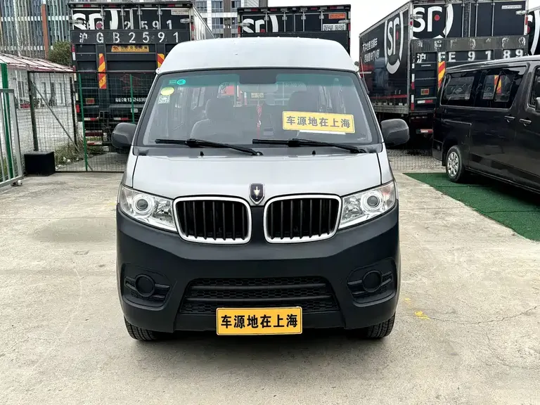 Jinbei New Haishi X30 L 新海狮X30 L 2021款 1.5 L商务中央空调版客车国VI SWC15 M