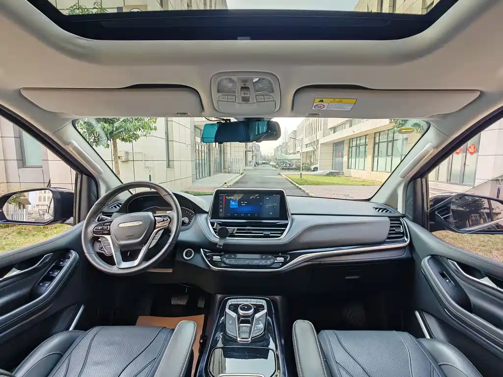 Maxus G20 大通G20 2021款 PLUS 2.0 T 汽油自动尊雅版