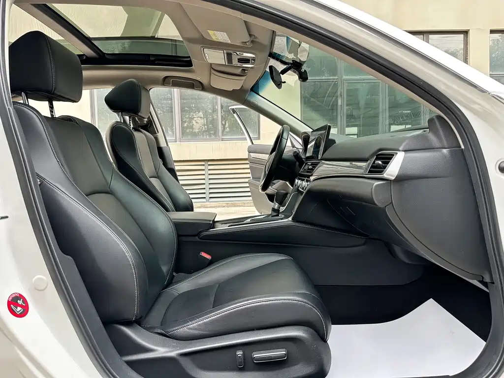 Inspire 260 TURBO Refined CN-V
