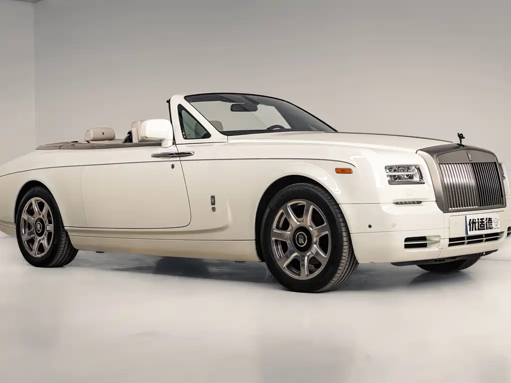 Phantom 6.7 L Softtop Convertible
