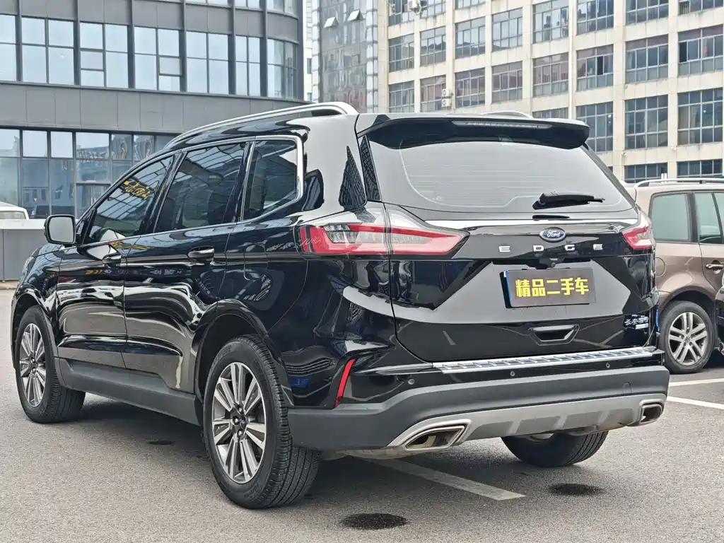 Edge PLUS EcoBoost 245 2 WD Platinum Sharp 5-seat