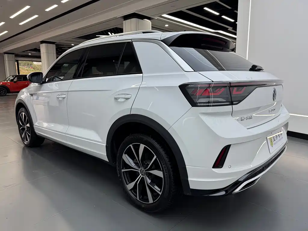 T-ROC 300 TSI DSG 2 WD Starlight