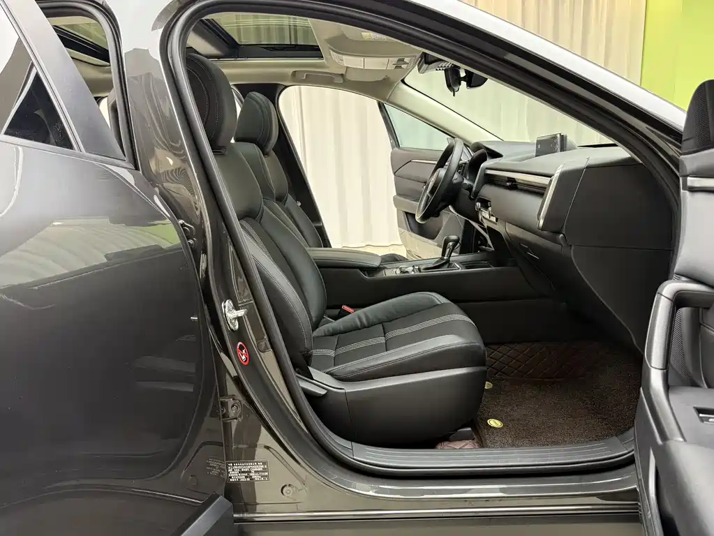 Mazda CX-50 2.0 L