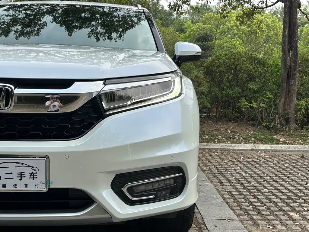 Avancier 370 TURBO 4 WD Premium
