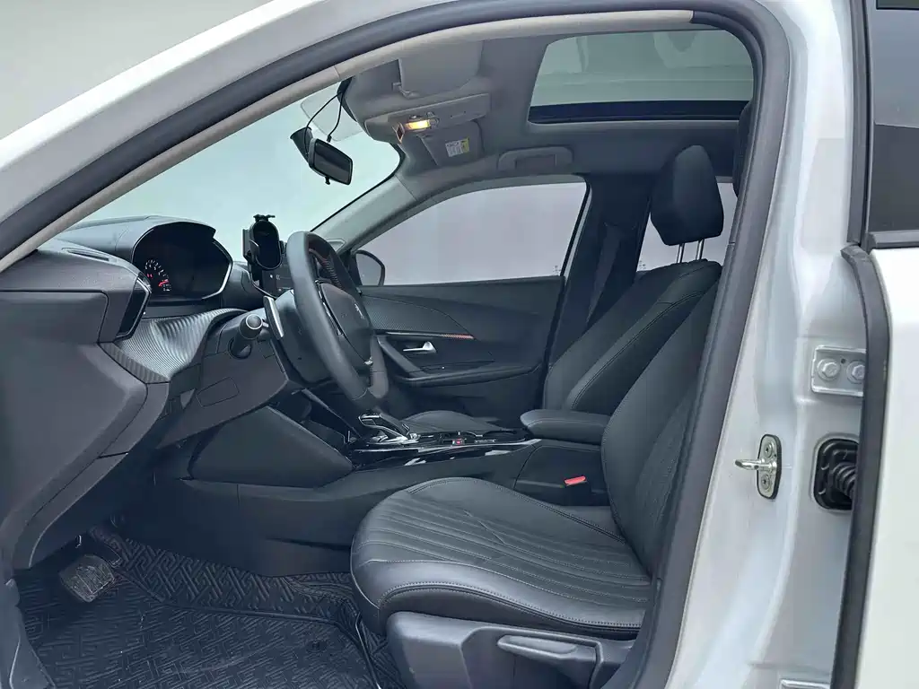 Peugeot 2008 2022 230 THP THE ONE