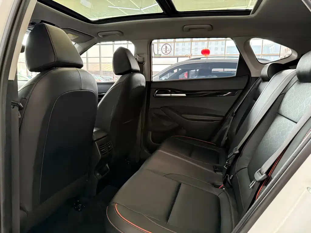 Seltos 1.5 L CVT Luxury