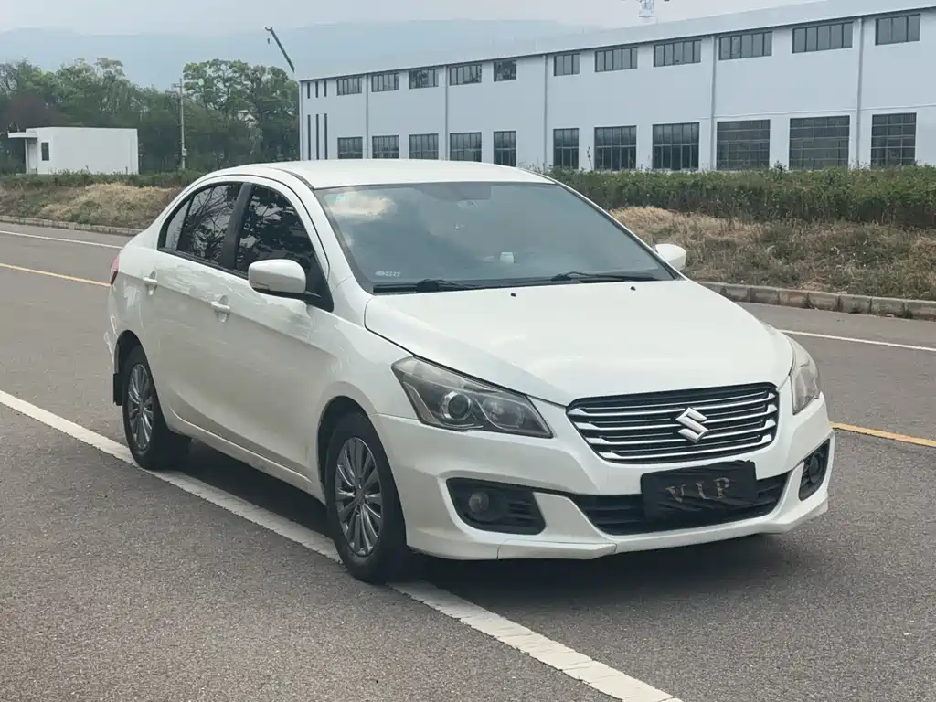 Alivio 1.6 L Auto Comfort Enjoyment