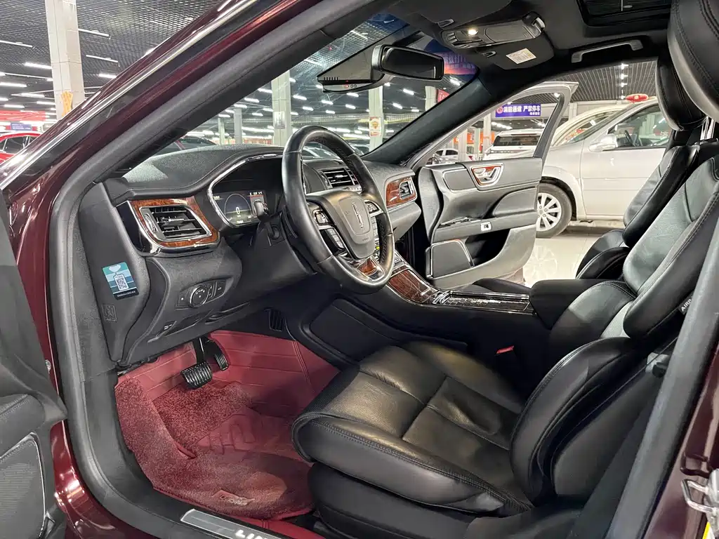 Lincoln Continental 2.0 T 2 WD Graceful CN-V