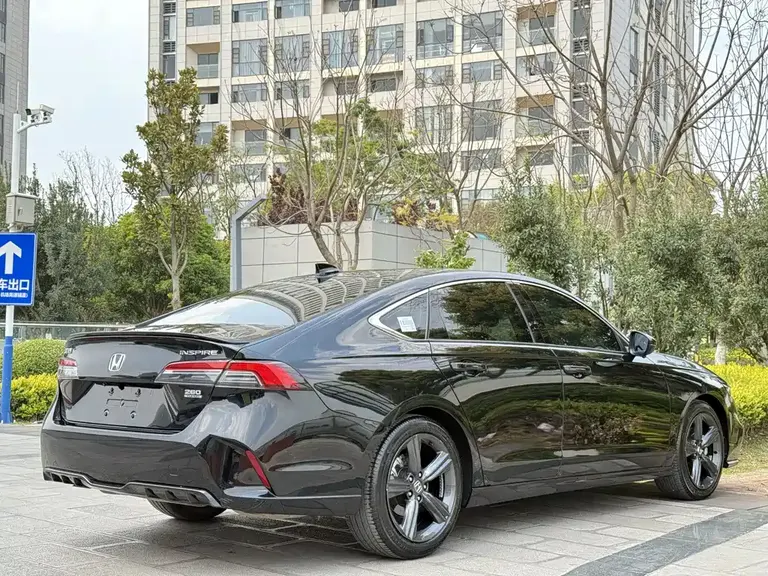 Honda Inspire 260 TURBO Elite