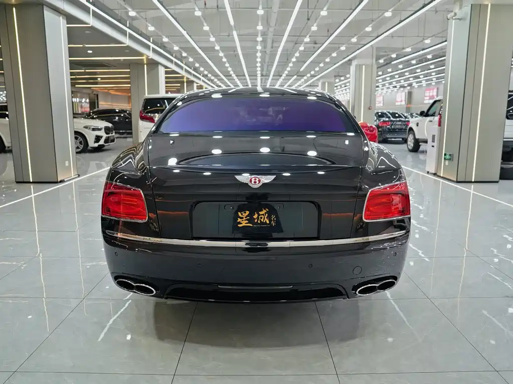 Flying Spur 4.0 T V8 S Standard