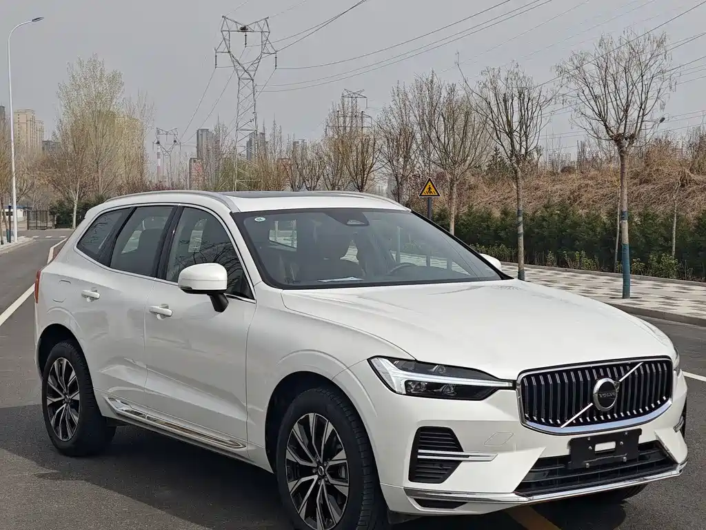 Volvo XC60 B5 4 WD Smart Vision Luxury