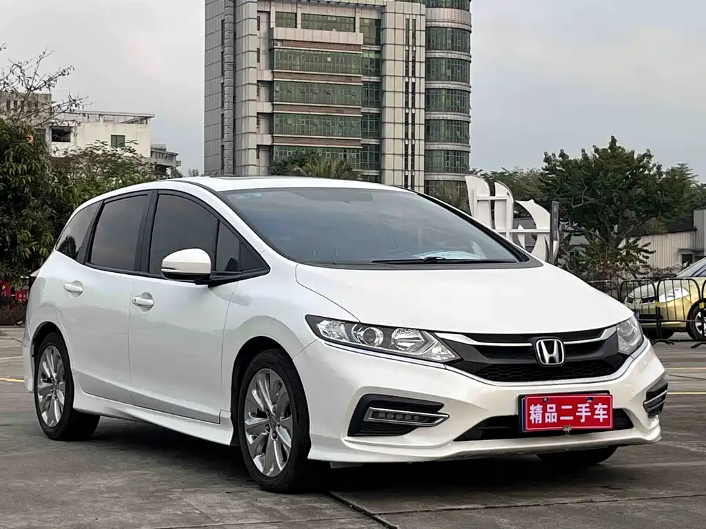 Jade 1.8 L Auto Comfort 5-seat