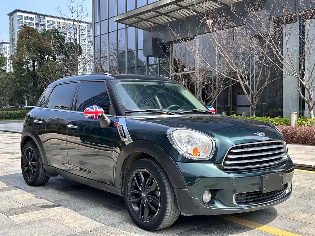 MINI COUNTRYMAN 1.6 L COOPER Fun