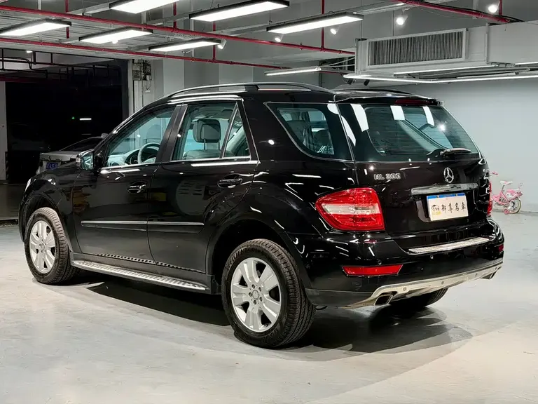 Mercedes-Benz M-Class ML 300 4 MATIC