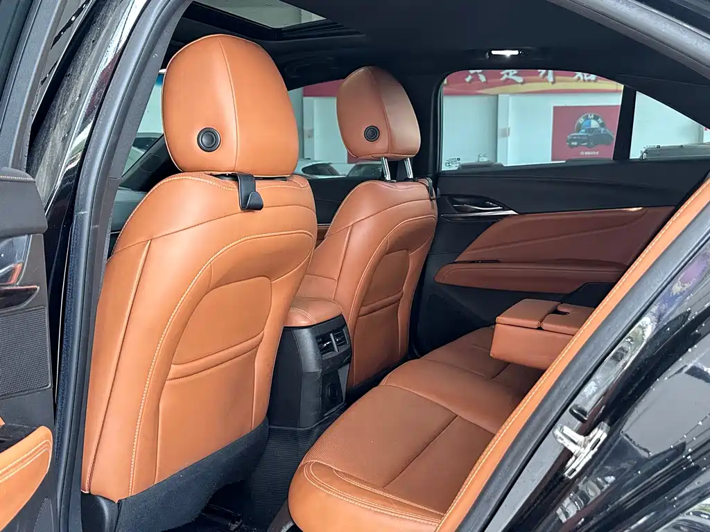 Cadillac CT4 28 T Luxury