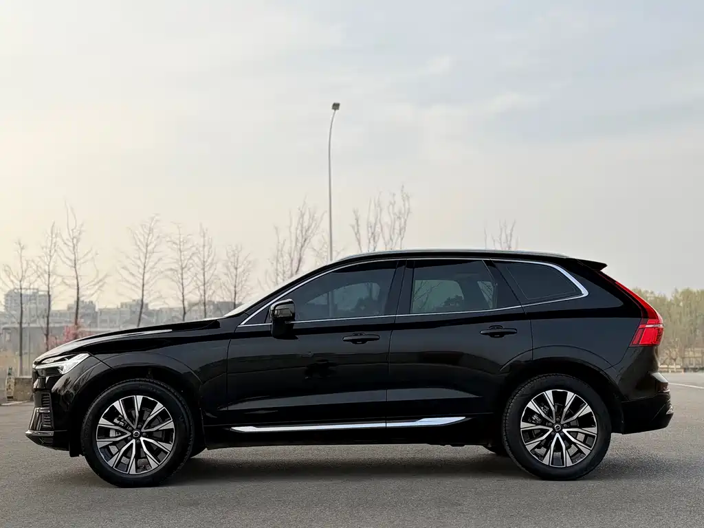 Volvo XC60 B5 4 WD Smart Vision Luxury
