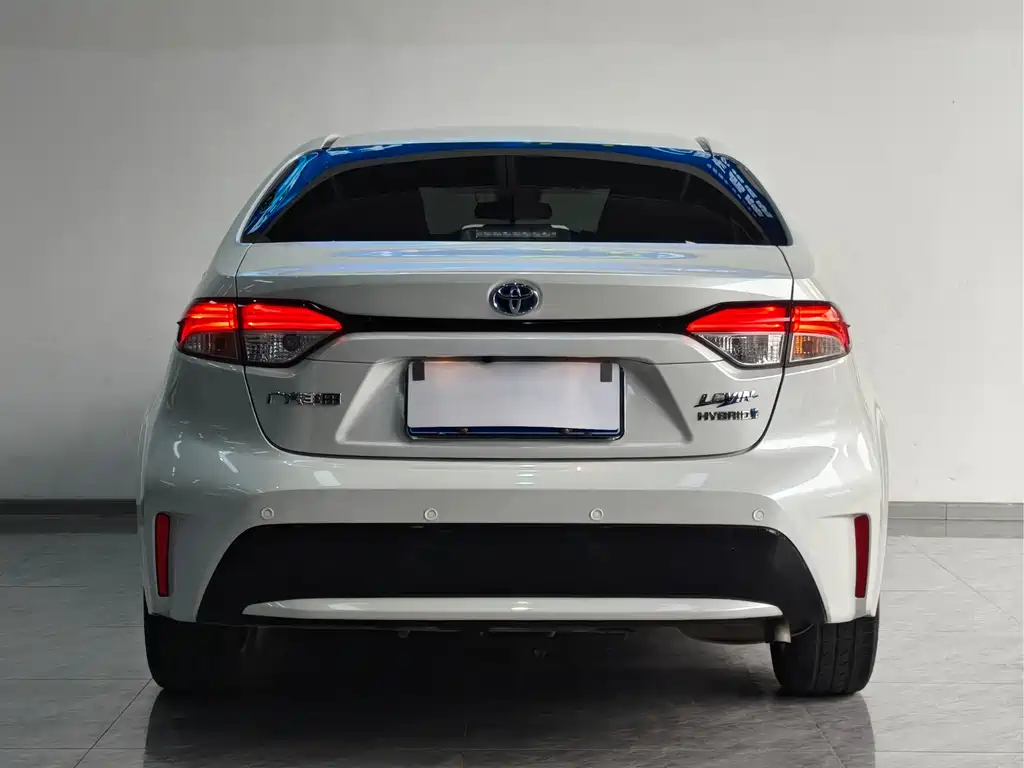Levin Dual Engine 1.8 H E-CVT Luxury