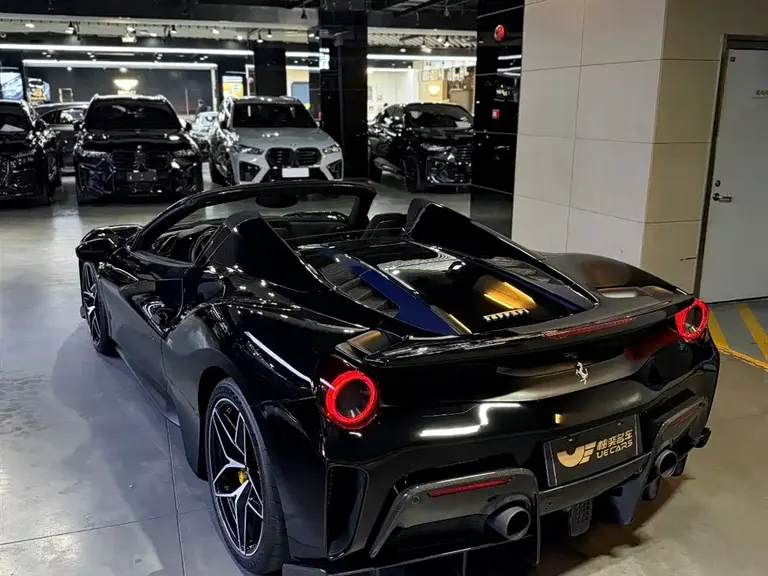 Ferrari 488 488 Pista Spider