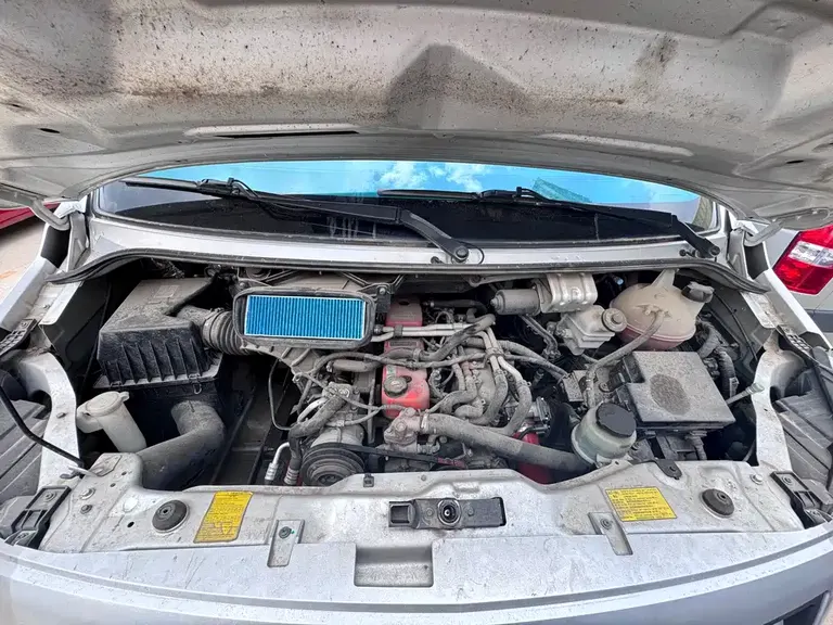 Foton Toano 2.5 T Manual Highway Plus LWB Mid Roof 6 7-seat4 J25 TC3