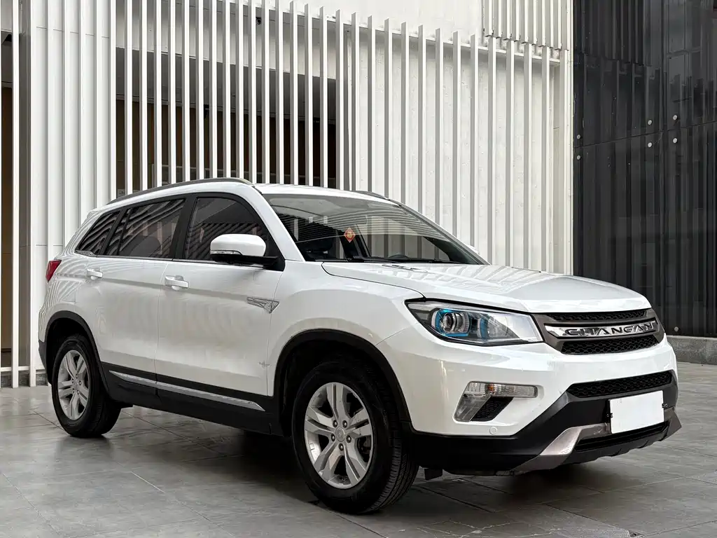 Changan CS75 1.8 T Auto Distinguished CN-V