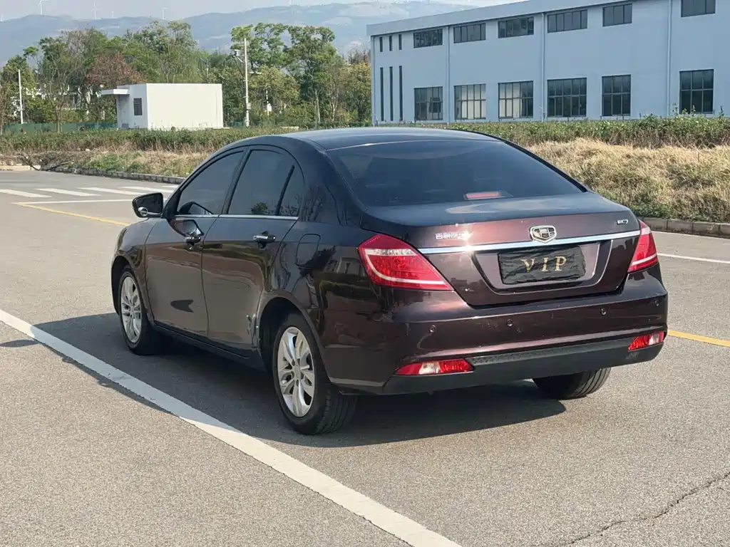 Emgrand Sedan 1.3 T CVT Upward