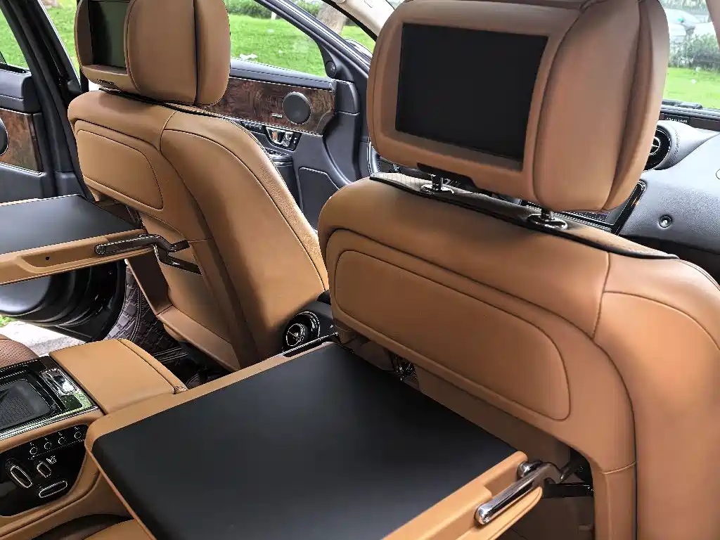 Jaguar XJ XJL 3.0 SC 2 WD Premium Business