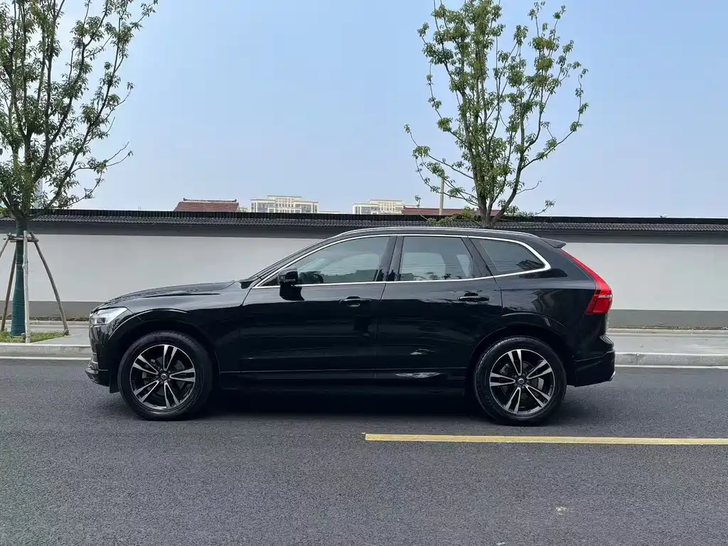 Volvo XC60 T5 4 WD Smart Vision CN-VI