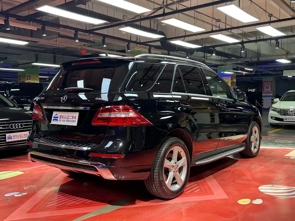 Mercedes-Benz M-Class ML 320 4 MATIC