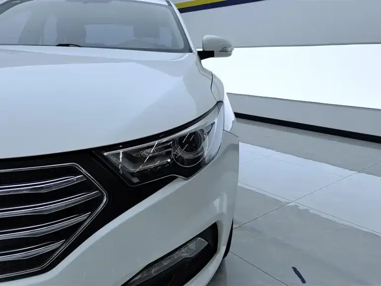 Besturn B30 1.6 L Manual Luxury