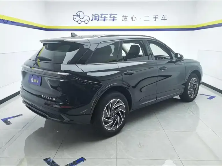 Lincoln Corsair 1.5 T 2 WD Premium Hybrid