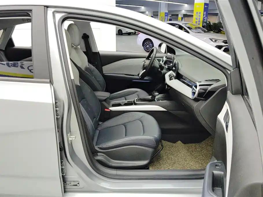 Monza 1.5 L DCT Joy