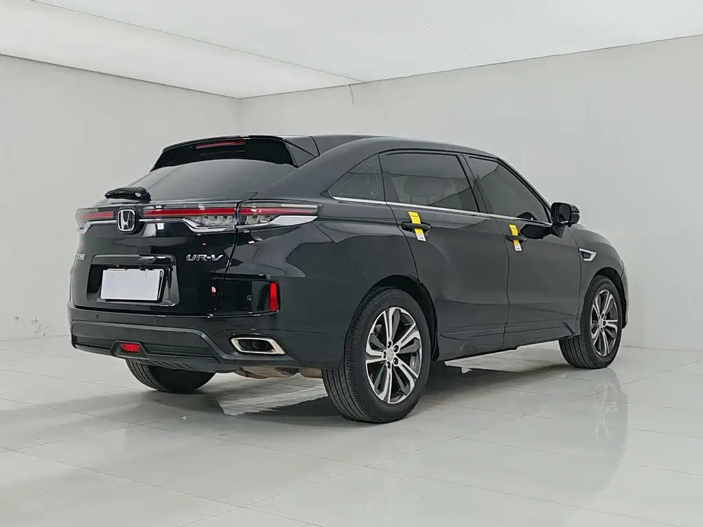 Honda UR-V 240 TURBO 2 WD Joyful