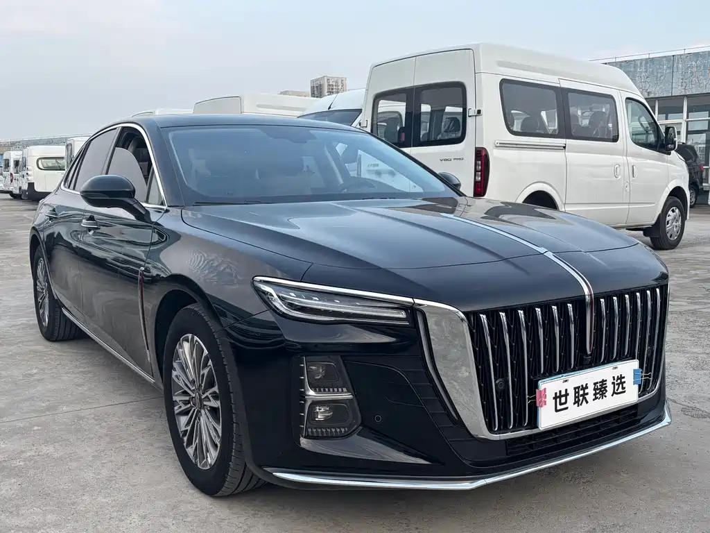 Hongqi H5 1.5 T DCT Connected Flagship Charm