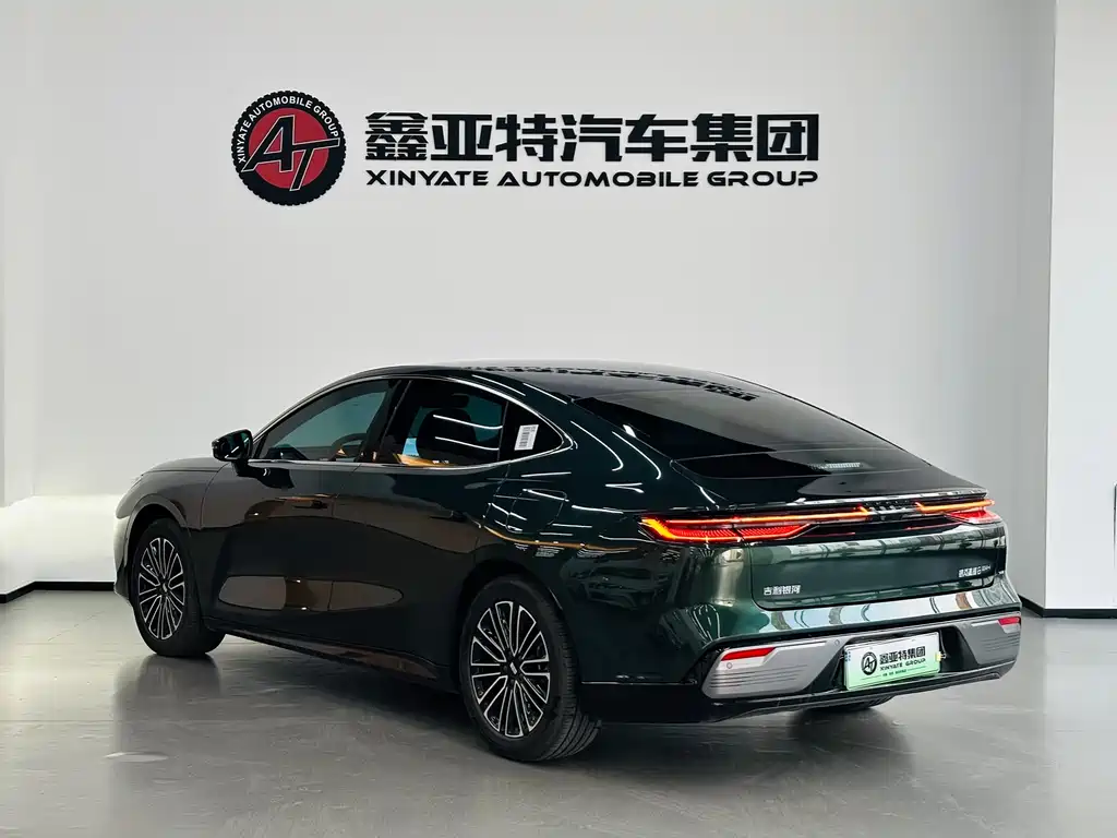Galaxy Xingyao 8 130 km EM-i Premium