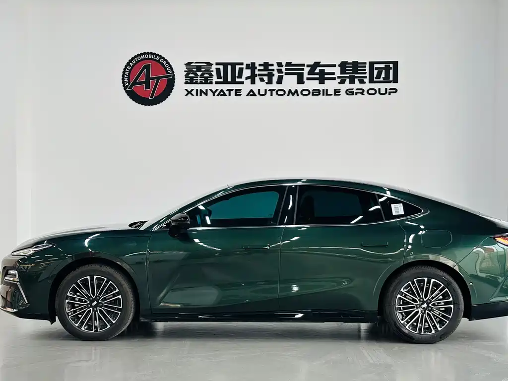 Galaxy Xingyao 8 130 km EM-i Premium