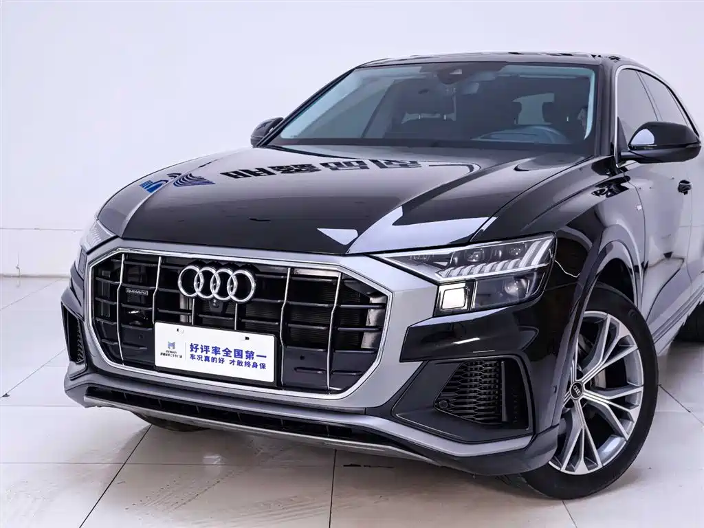 Audi Q8 55 TFSI Luxury Dynamic