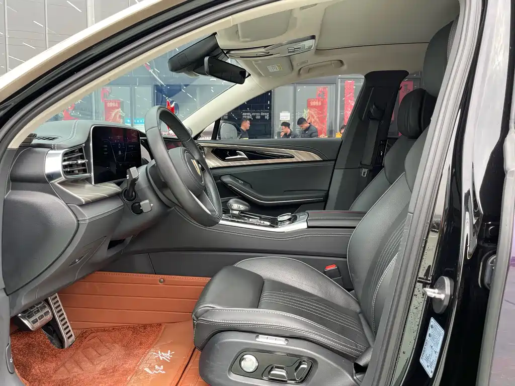 Hongqi H9 2.0 T Connected Flagship Enjoyment