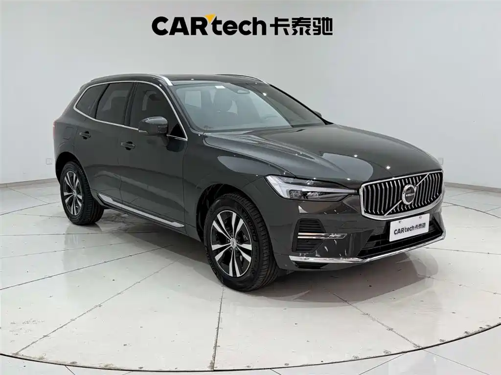 Volvo XC60 B5 4 WD Smart Ease Luxury