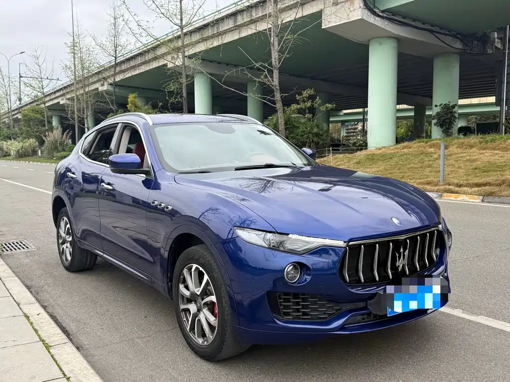 Levante 3.0 T Standard