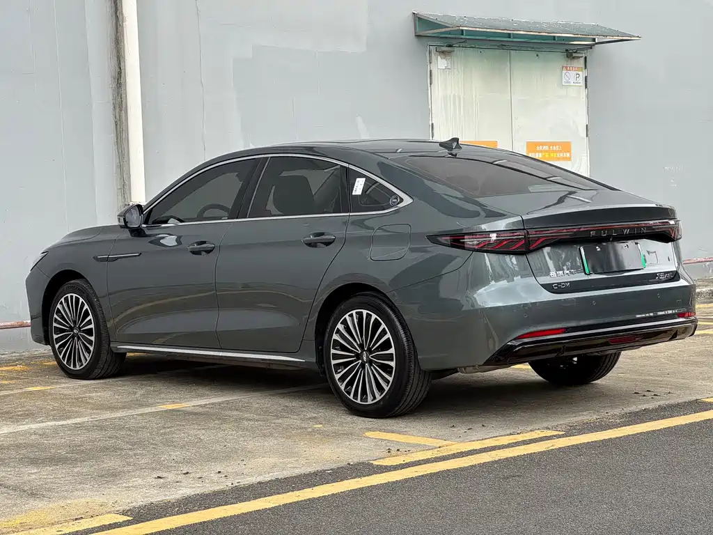 Fengyun A8 L 1.5 TGDI 145 km Luxury