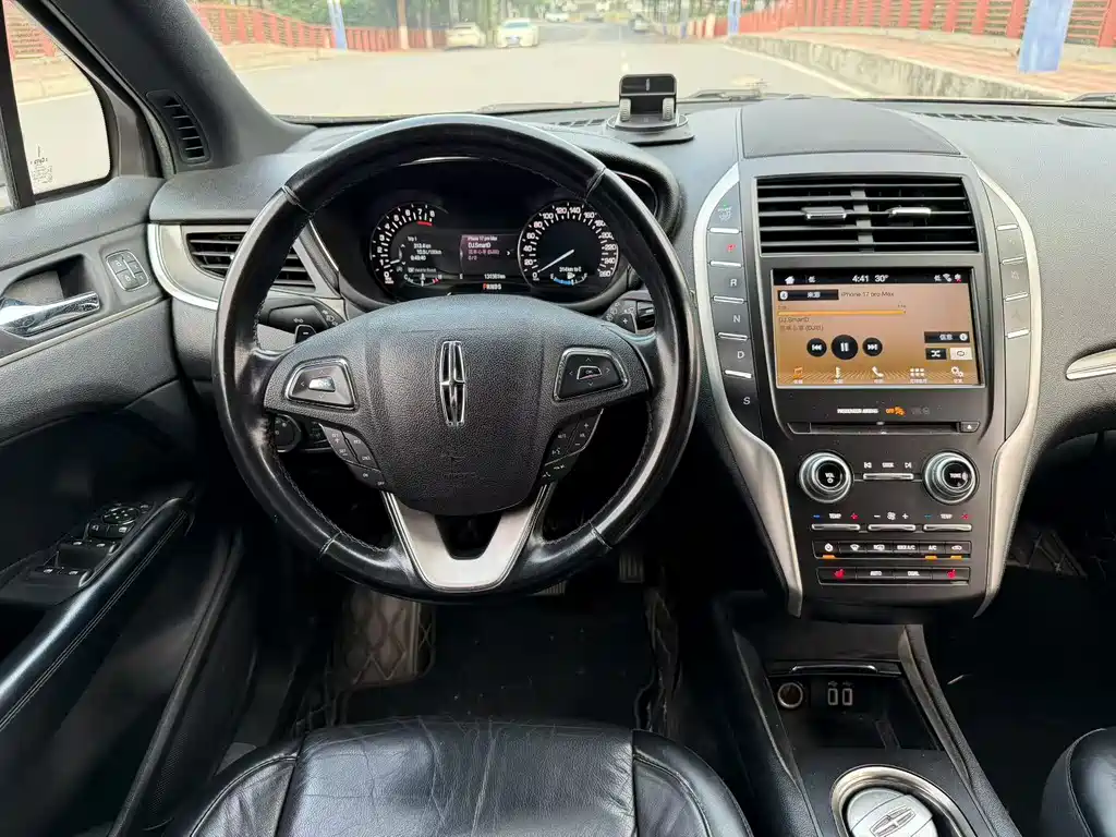 Lincoln MKC 2.0 T 2 WD Premium CN-V