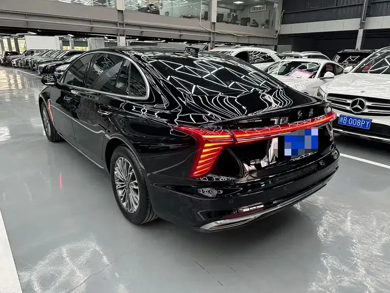 Hongqi H5 2.0 T Auto Flagship Smooth