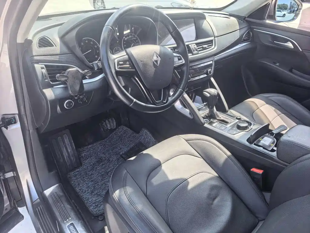 Borgward BX7 28 T 2 WD Elite 5-seat