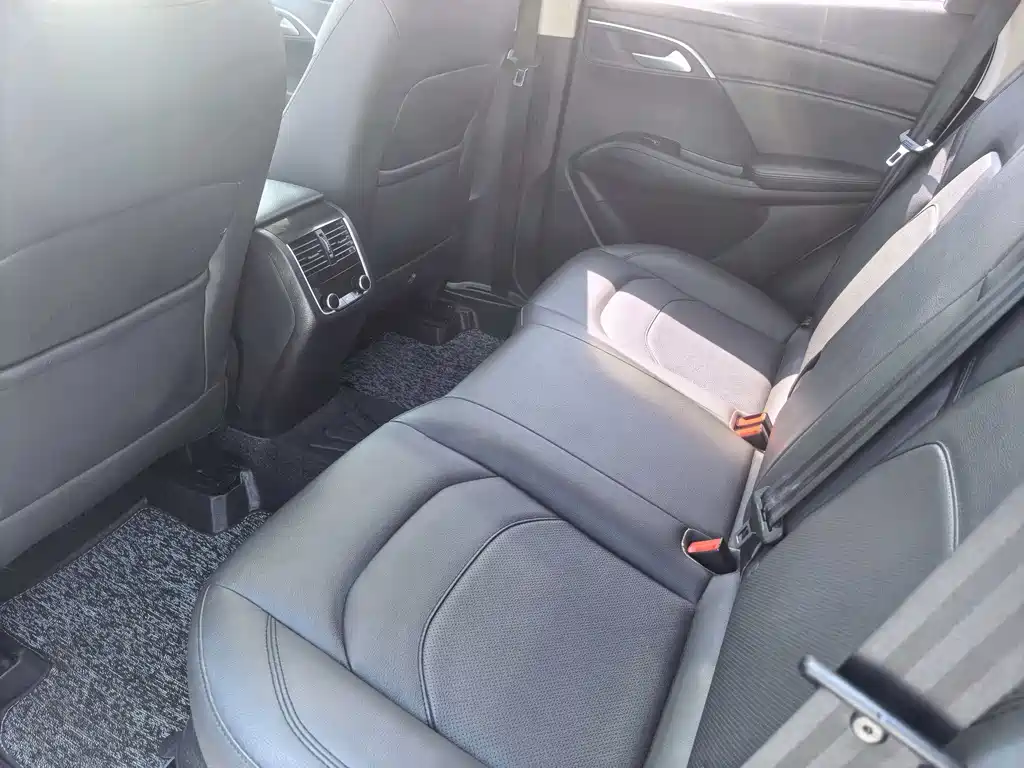 Borgward BX7 28 T 2 WD Elite 5-seat