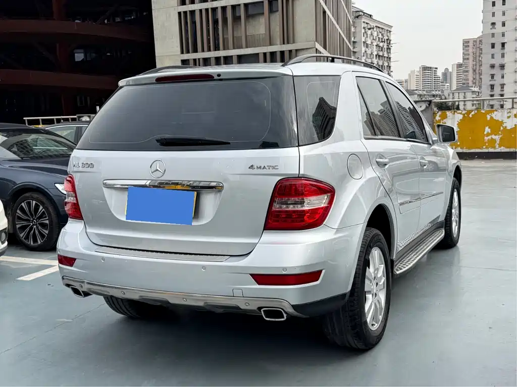 Mercedes-Benz M-Class ML 300 4 MATIC