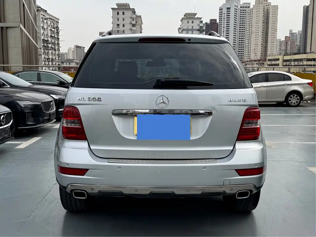 Mercedes-Benz M-Class ML 300 4 MATIC