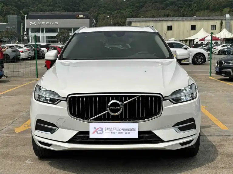 Volvo XC60 T5 4 WD Smart Ease Luxury