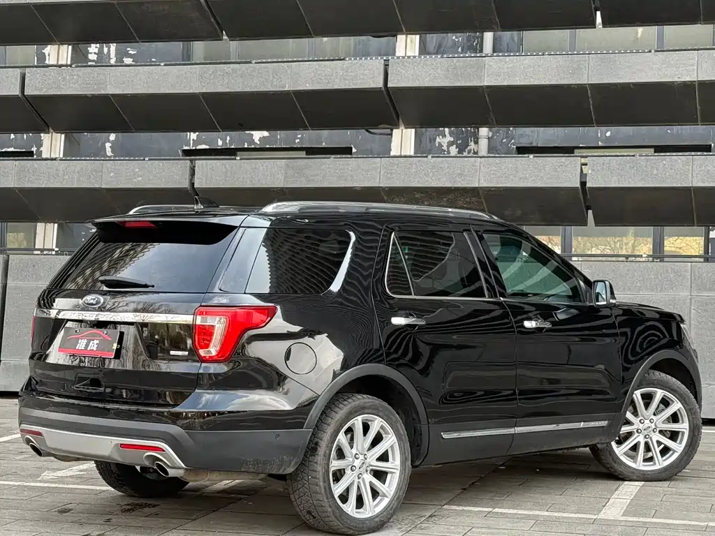Explorer (Import) 2.3 T Elite