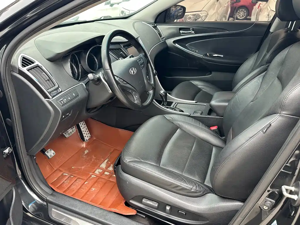 Sonata 索纳塔 2014款 2.4 L 自动顶级版 国IV